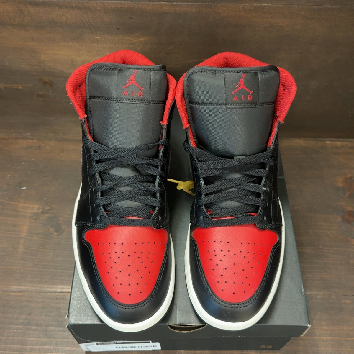 Jordan 1 Mid Bred Twist Size 12 (Pre-Owned) - tag