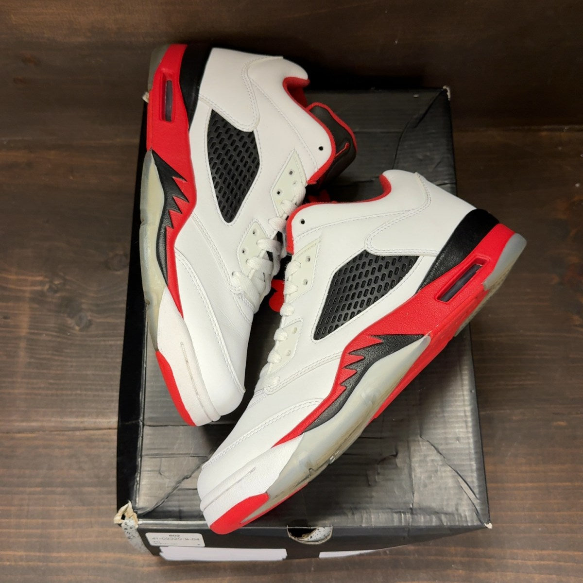Jordan 5 Retro Low Fire Red - Image 2
