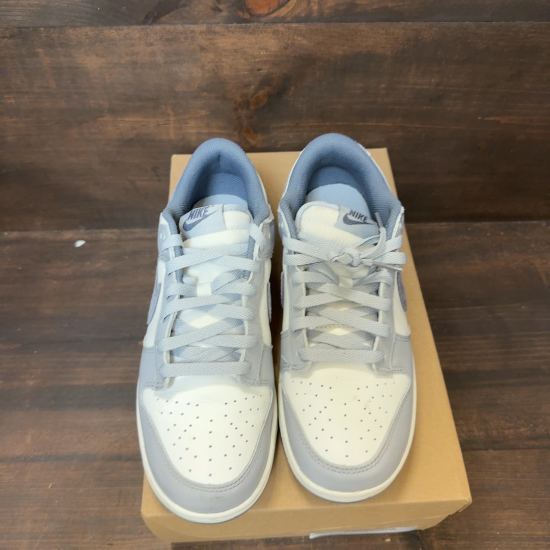 Nike Dunk Low SE Light Carbon Size 8.5 (Pre-Owned) - Image 3