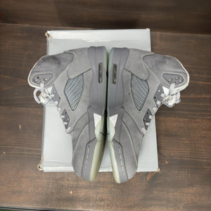 Jordan 5 Retro Wolf Grey (2026) Size 11 (Pre-Owned) - Image 4