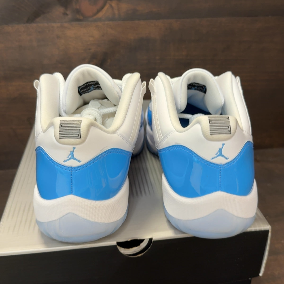 Jordan 11 Retro Low University Blue (2026) Size 10 (Pre-Owned) - Image 4