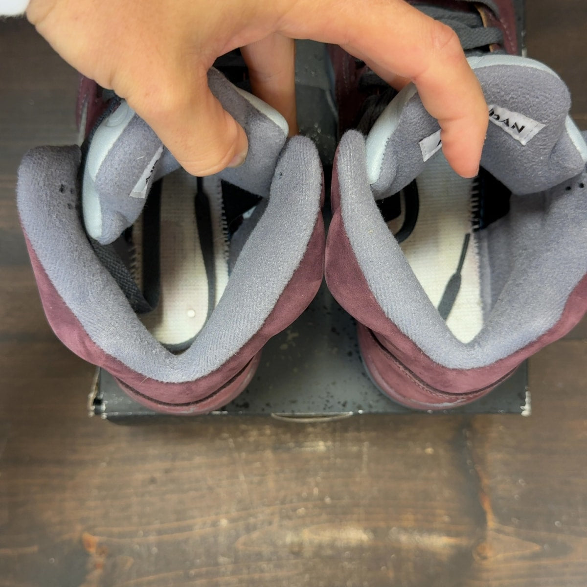 Jordan 5 Retro Burgundy (2023) (GS) Size 6Y (Pre-Owned) - aux
