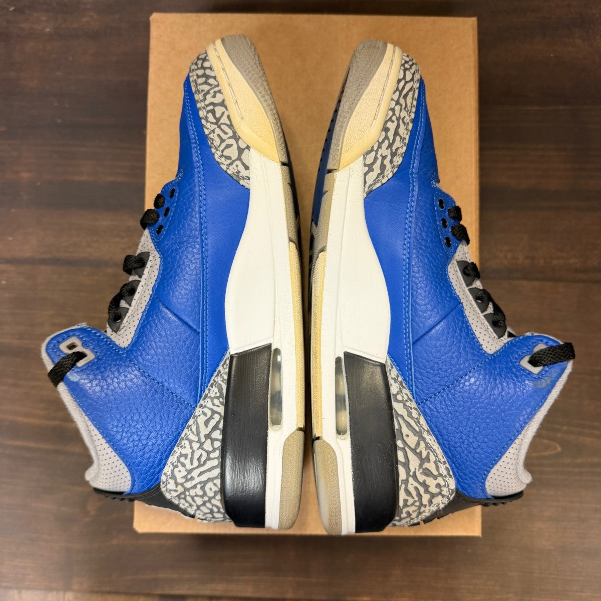 Jordan 3 Retro Varsity Royal Cement Size 7.5 (Pre-Owned) - Image 5