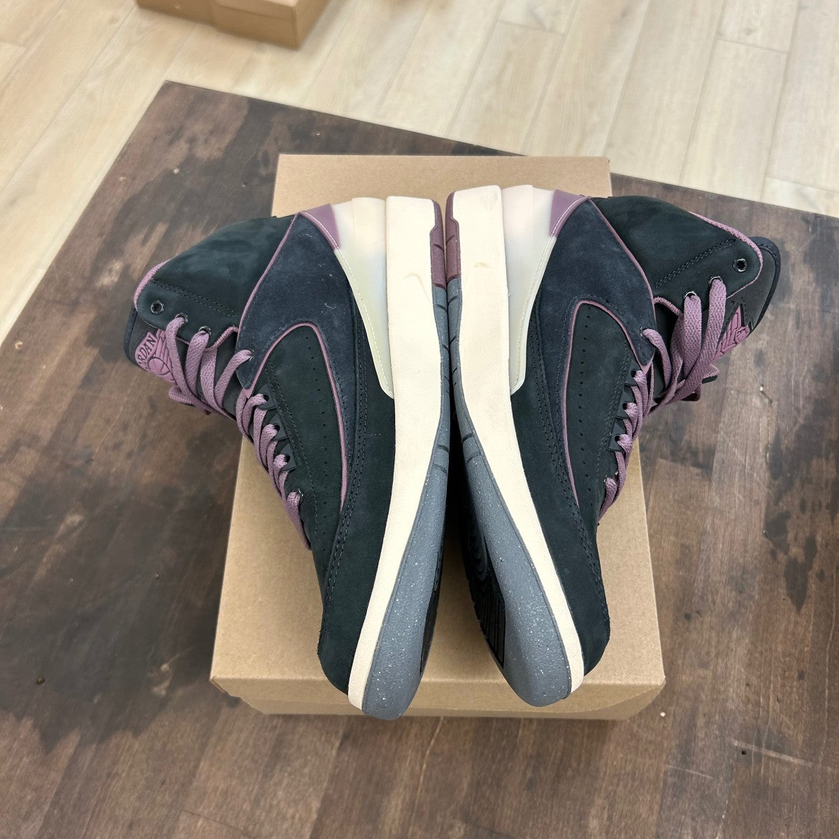 Jordan 2 Retro Mauve (Women's) Size 11W (Pre-Owned) - Image 3