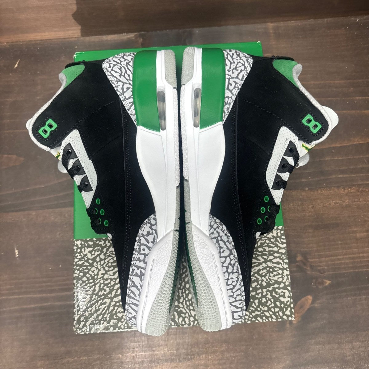 Jordan 3 Retro Pine Green Size 10 (Pre-Owned)