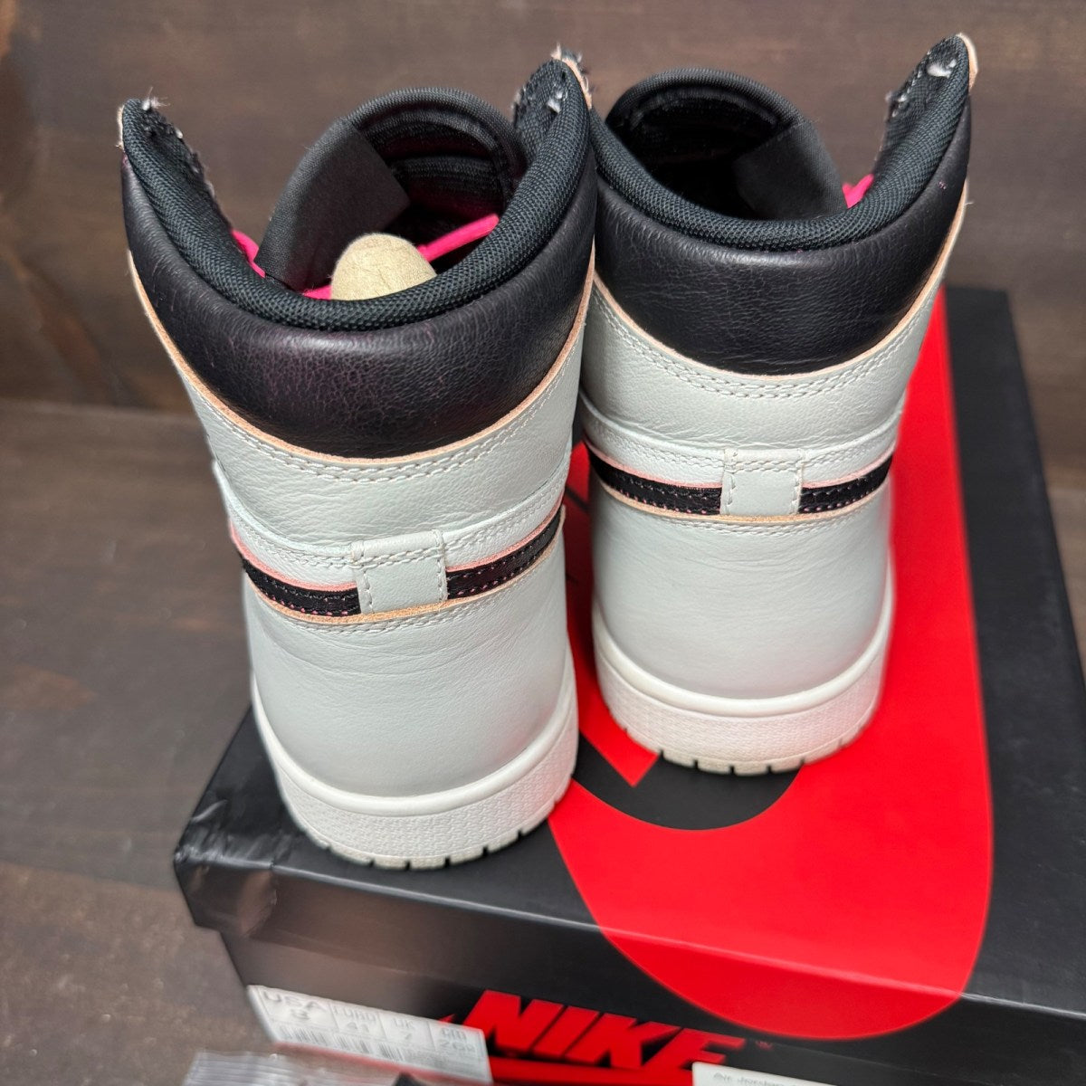 Jordan 1 Retro High OG Defiant SB NYC to Paris Size 8 (Pre-Owned)