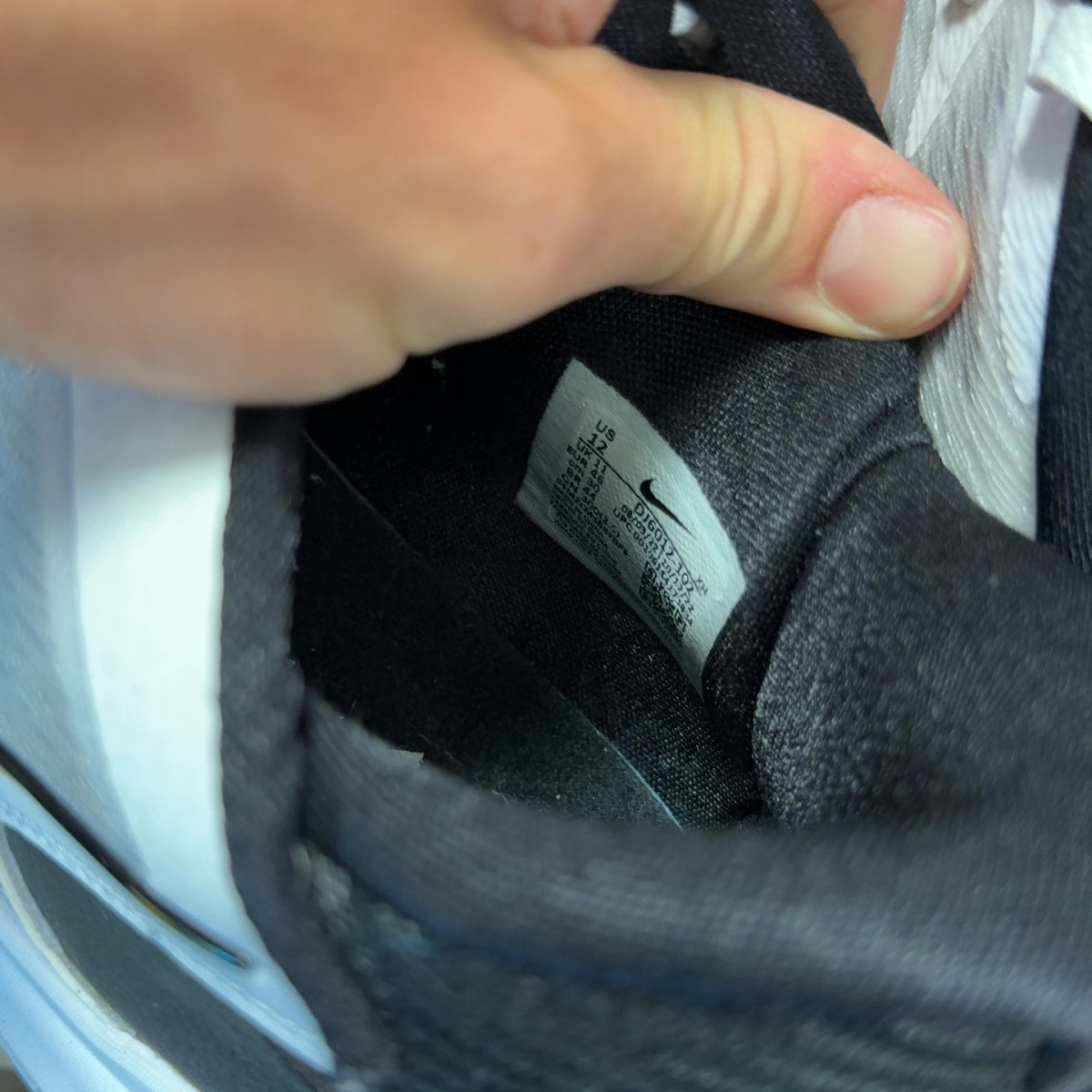 Nike Kyrie 5 Low White Wolf Grey Black Size 12 (Pre-Owned) - Image 7