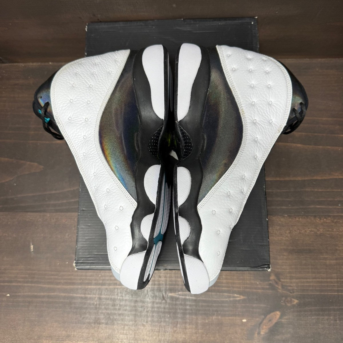 Jordan 13 Retro Barons Hologram Size 10 - Image 3