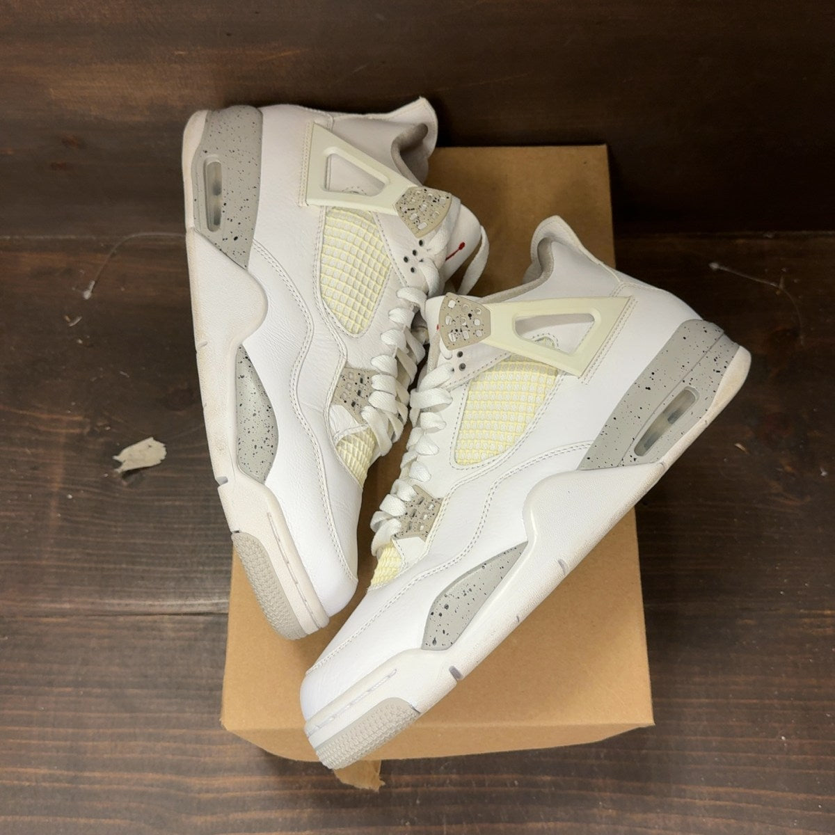Jordan 4 Retro White Oreo (2021) Size 10.5 (Pre-Owned) - Image 2