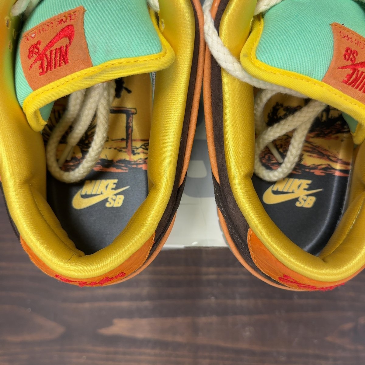 Nike SB Dunk Low Rodeo Tourmaline Size 12 (Pre-Owned) - aux
