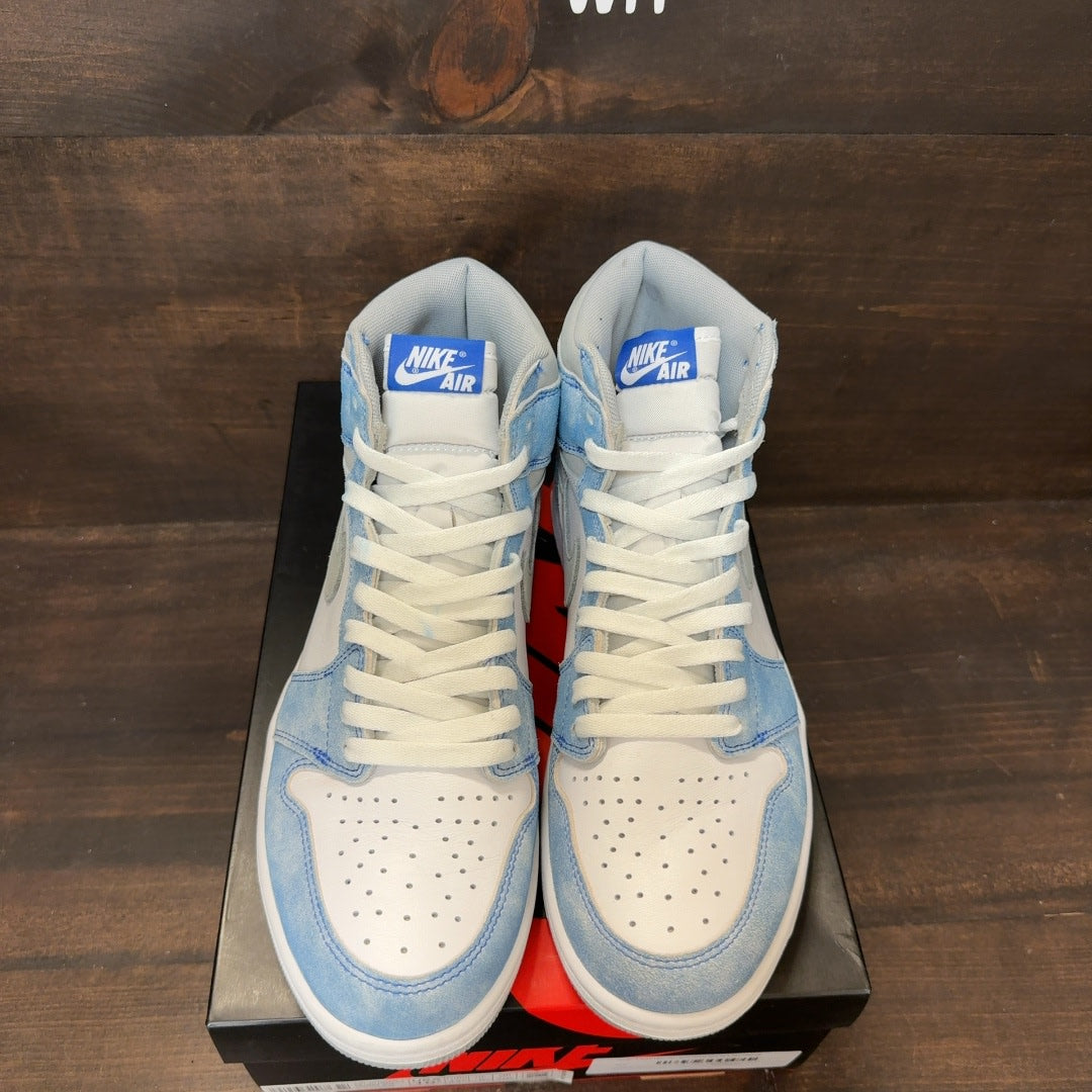 Jordan 1 Retro High OG Hyper Royal - Image 3