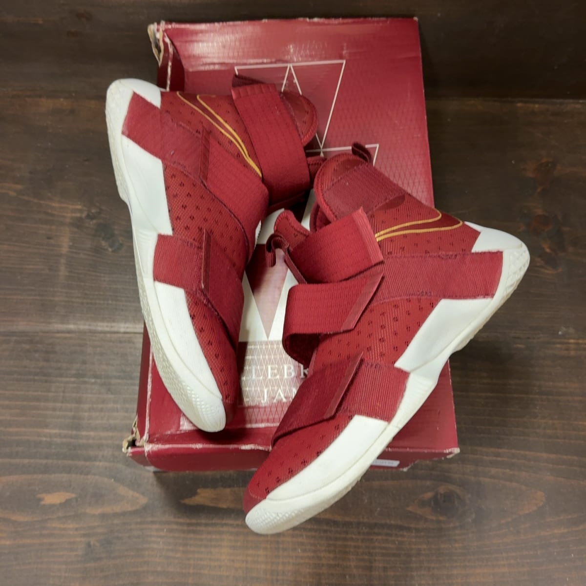 Nike LeBron Soldier 10 'Christ the King' Size 9 (Pre-Owned) - back