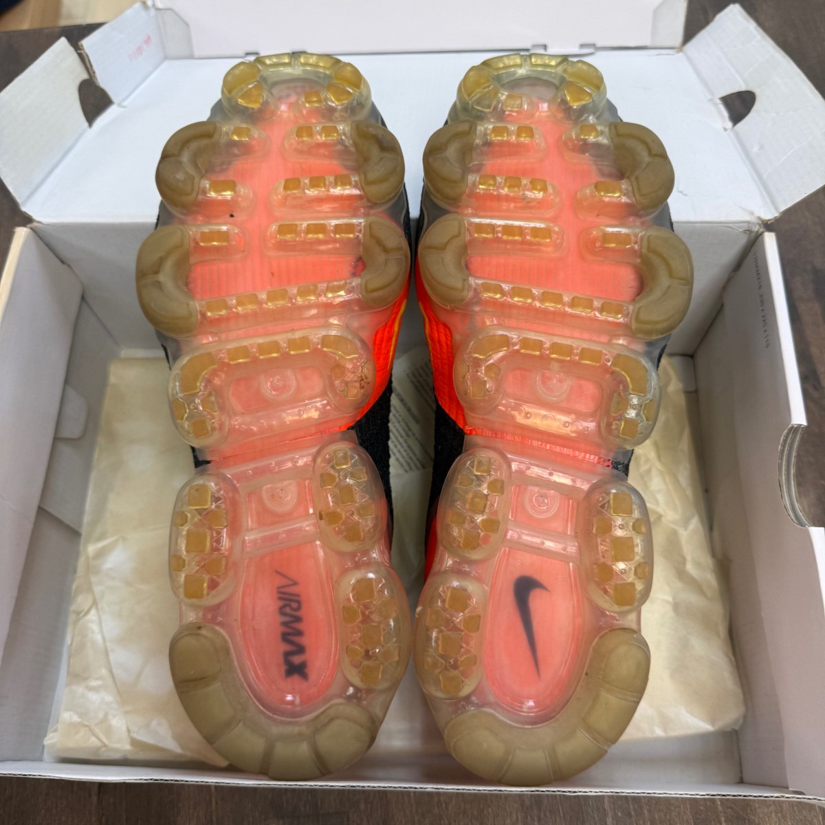 Nike Air VaporMax 2 Black Laser Orange Total Crimson Size 10.5 (Pre-Owned) - Image 3