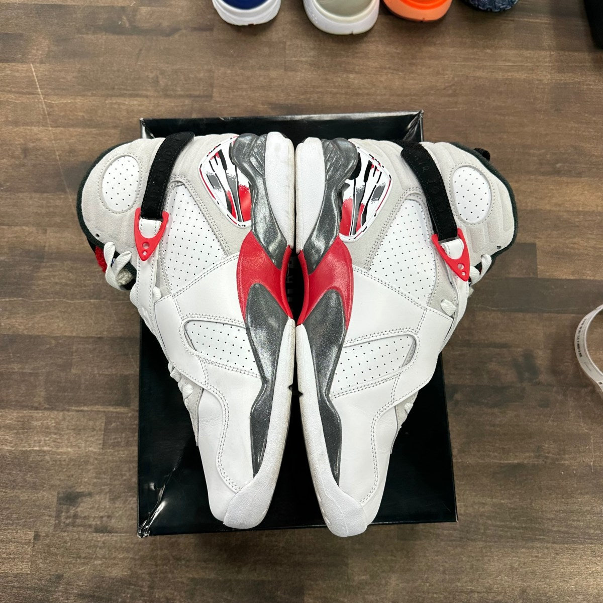 Jordan 8 Retro White True Red (2025) - Image 3