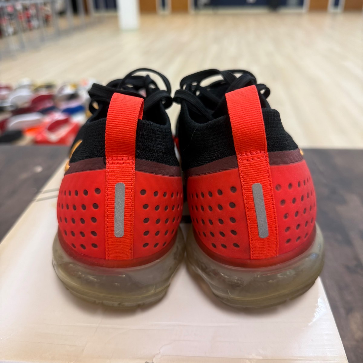 Nike Air VaporMax 2 Black Laser Orange Total Crimson Size 10.5 (Pre-Owned) - Image 5