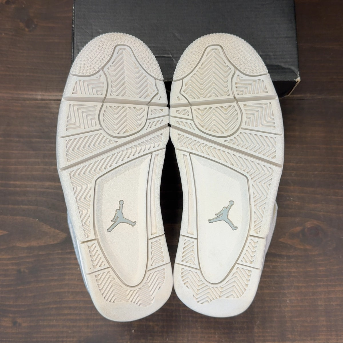 Jordan 4 Retro Pure Money (2017) (GS) - Image 9
