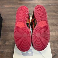 Nike SB Dunk Low The Wizard of Oz Poppy Field - Image 4