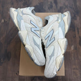 New Balance 9060 Moonbeam Sea Salt Size 11 (Pre-Owned) - Image 1