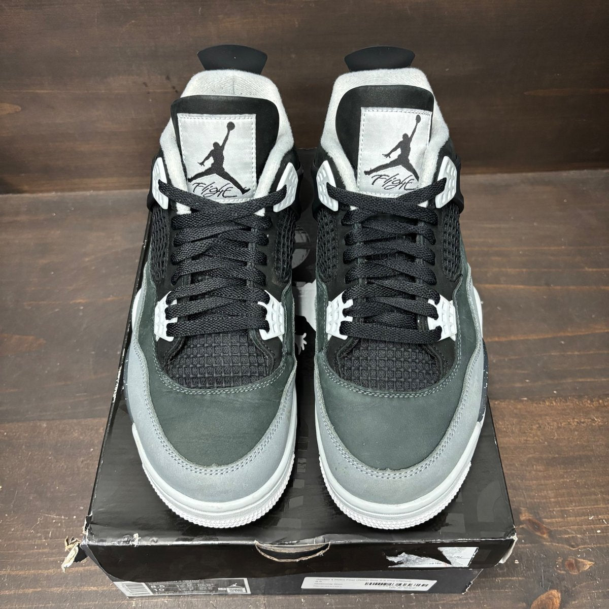 Jordan 4 Retro Fear (2024) Size 8.5 (Pre-Owned) - side