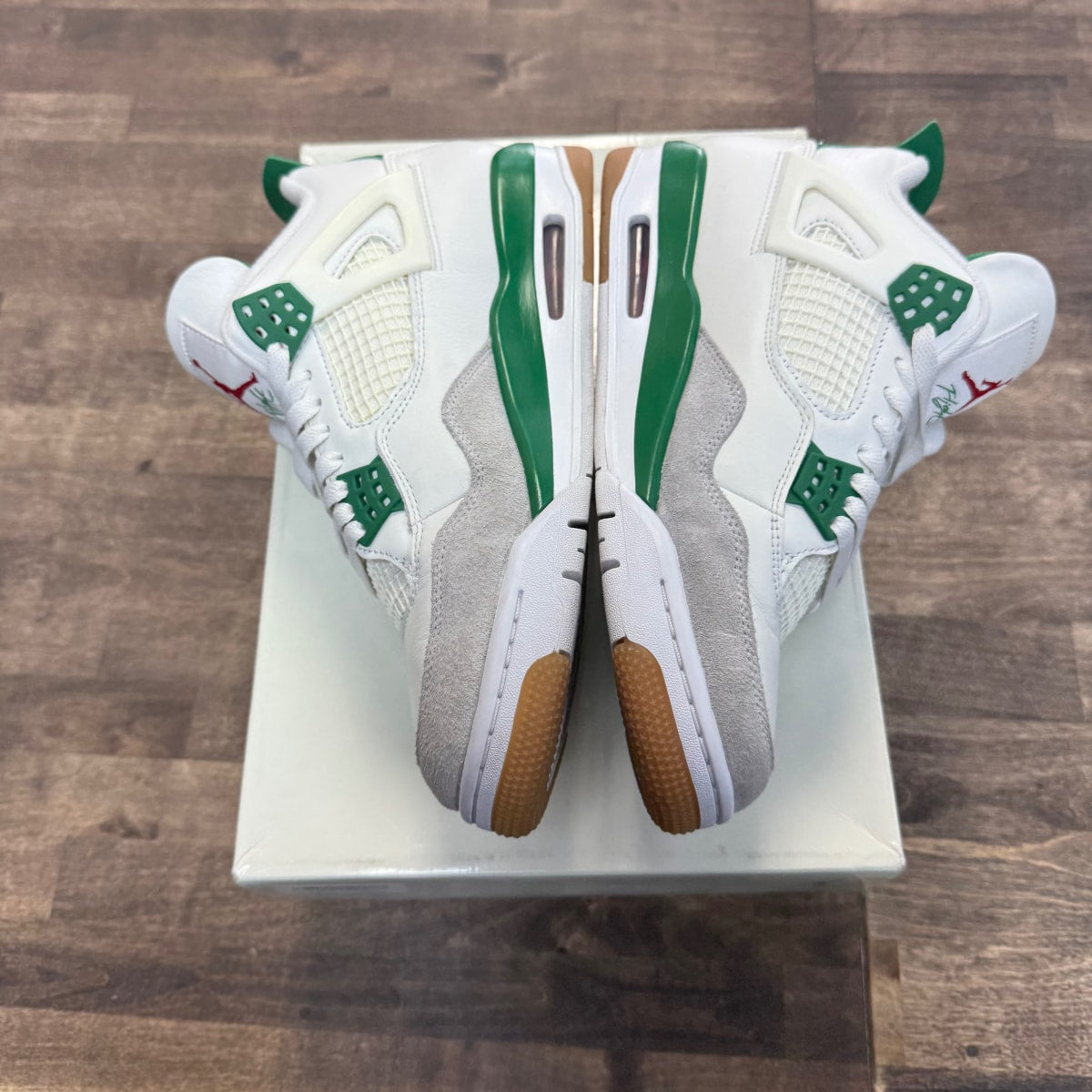 Jordan 4 Retro SB Pine Green - Image 3