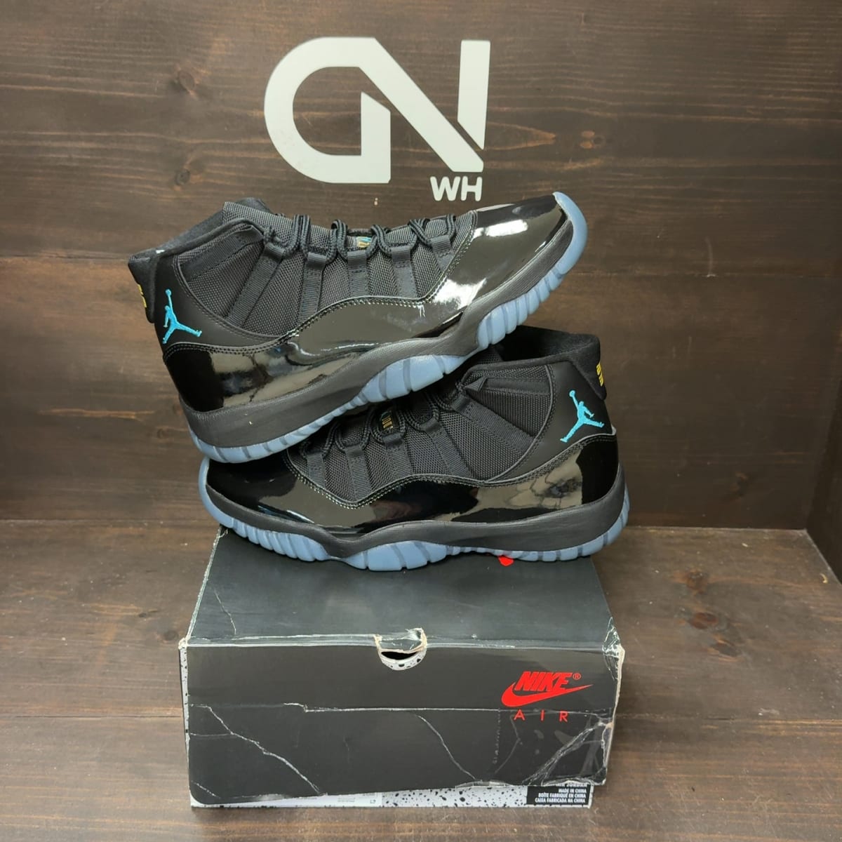 Jordan 11 Retro Gamma Blue (2025) Size 11.5 (Pre-Owned) - front