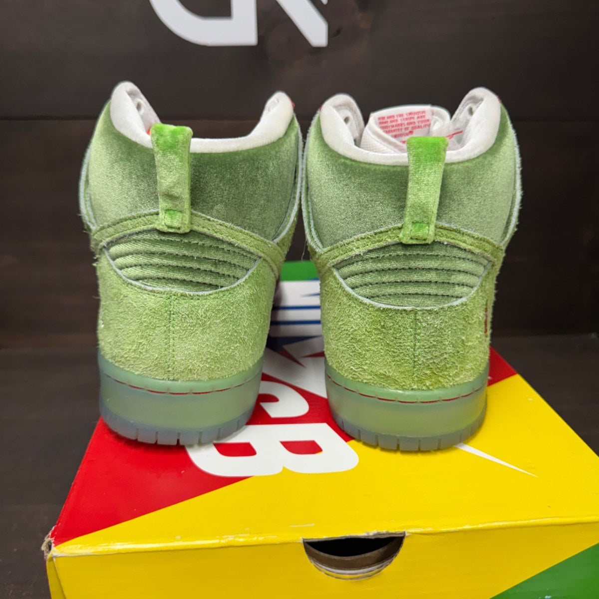 Nike SB Dunk High Strawberry Cough (Regular Box) - Image 5