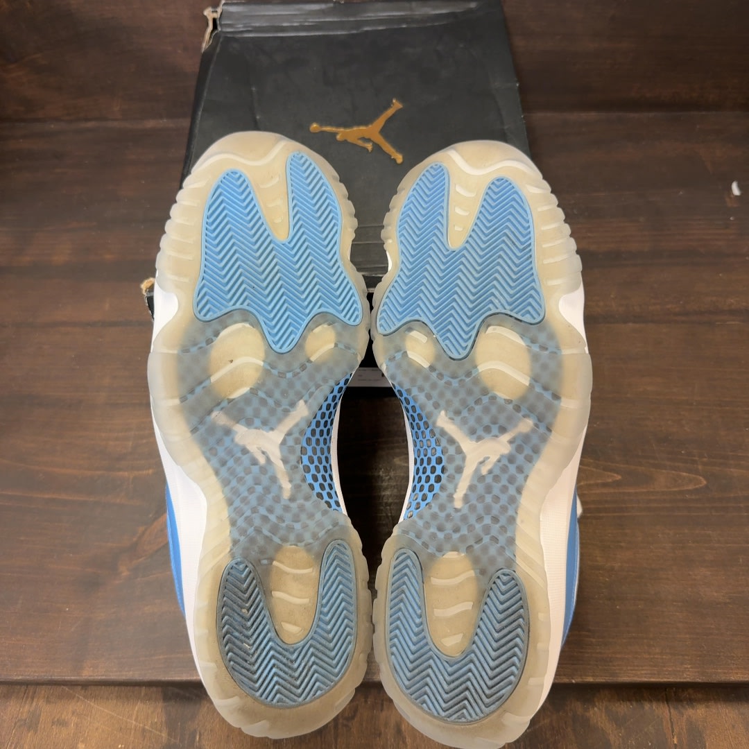 Jordan 11 Retro Low University Blue (2017) - Image 8