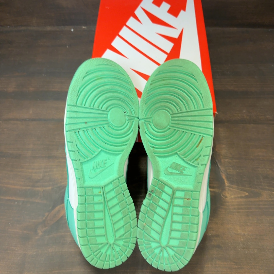 Nike Dunk Low Green Glow (Women's) Size 10W (Pre-Owned) - Image 7