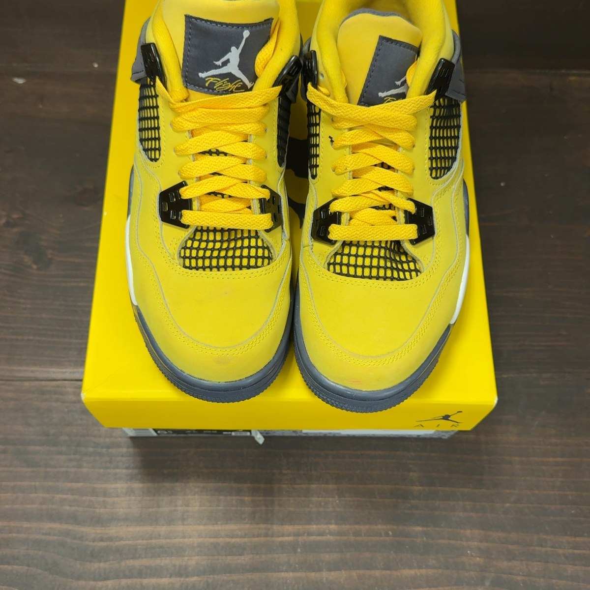 Jordan 4 Retro Lightning (2021) (GS) - Image 3