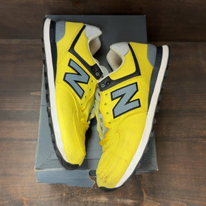 New Balance 574 Citra Yellow Size 10.5 (Pre-Owned) - Image 2