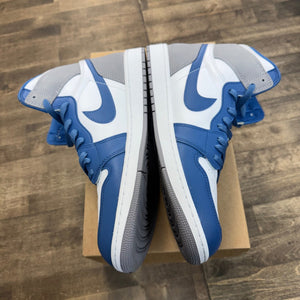 Jordan 1 Retro High OG True Blue Size 13 (Pre-Owned) - Image 3