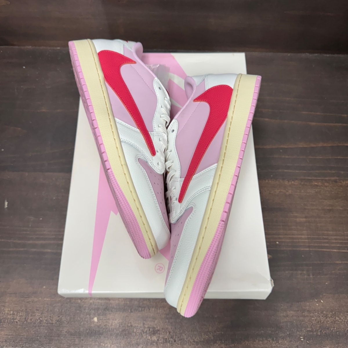 Jordan 1 Retro Low OG SP Travis Scott Sail Tropical Pink Size 12.5 (Pre-Owned)