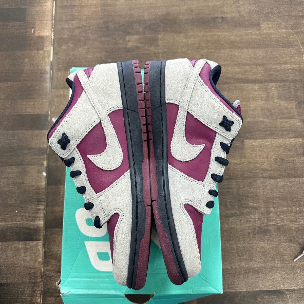 Nike SB Dunk Low Atmosphere Grey True Berry - Image 3