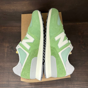 New Balance 574 Chive Sea Salt Size 11.5 (Pre-Owned) - Image 6