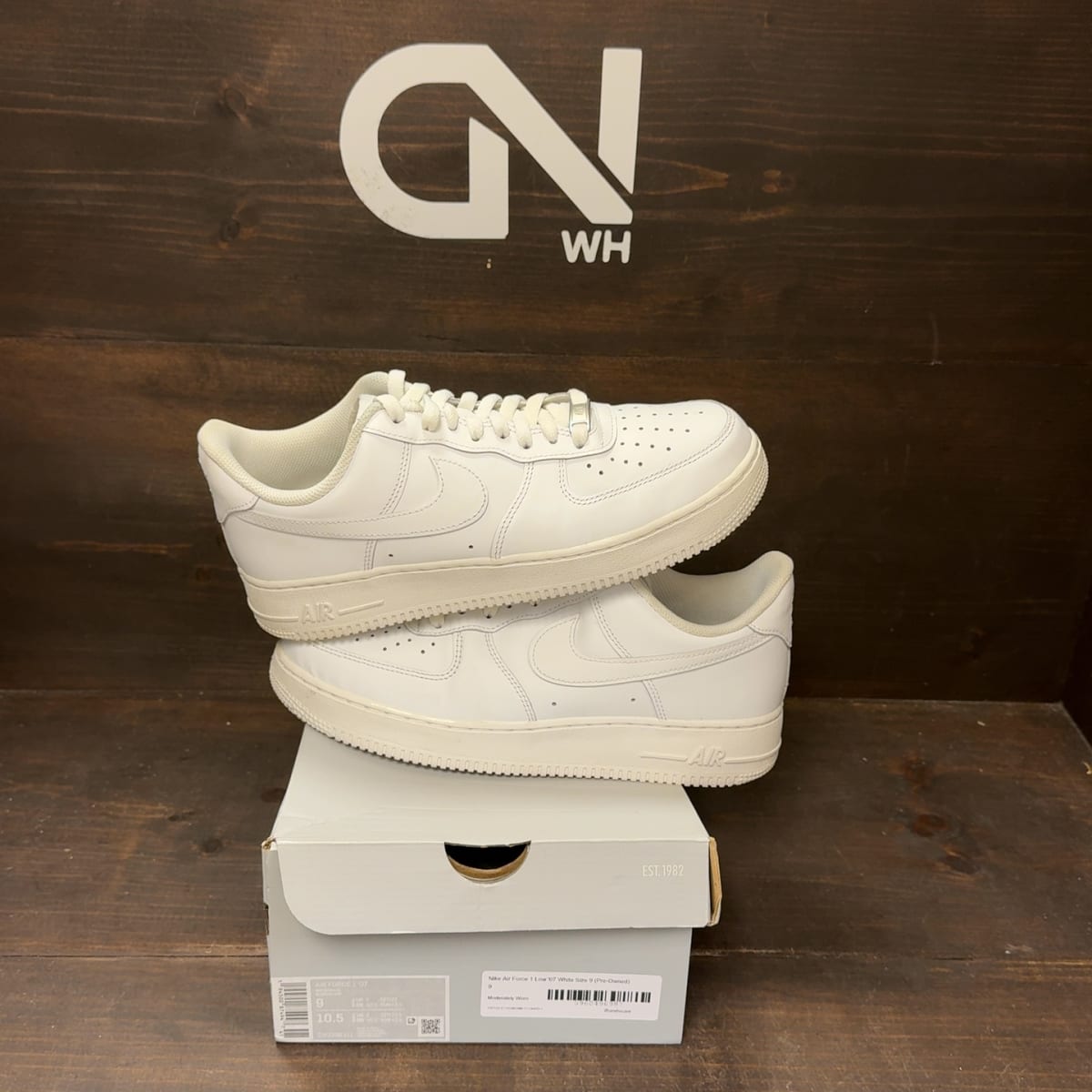 Nike Air Force 1 Low '07 White Size 9 (Pre-Owned) - front