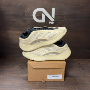 adidas Yeezy 700 V3 Azael Size 11 (Pre-Owned) - Image 1