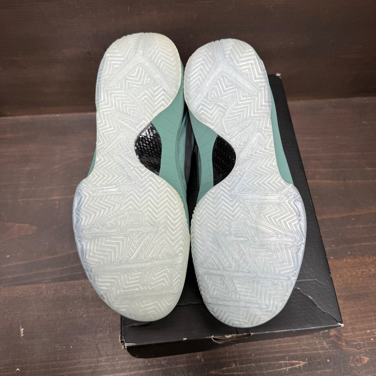 Nike Kobe 4 Protro Girl Dad Size 8 (Pre-Owned) - box