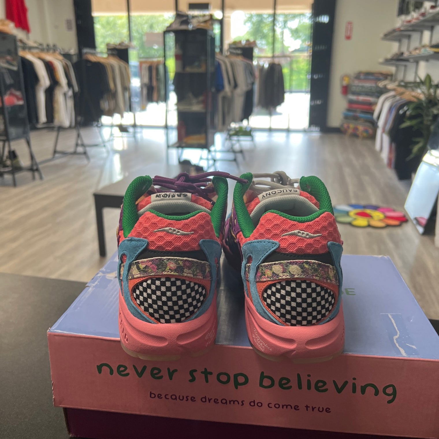 Saucony Grid Azure Jae Tips Remember Who Fronted
