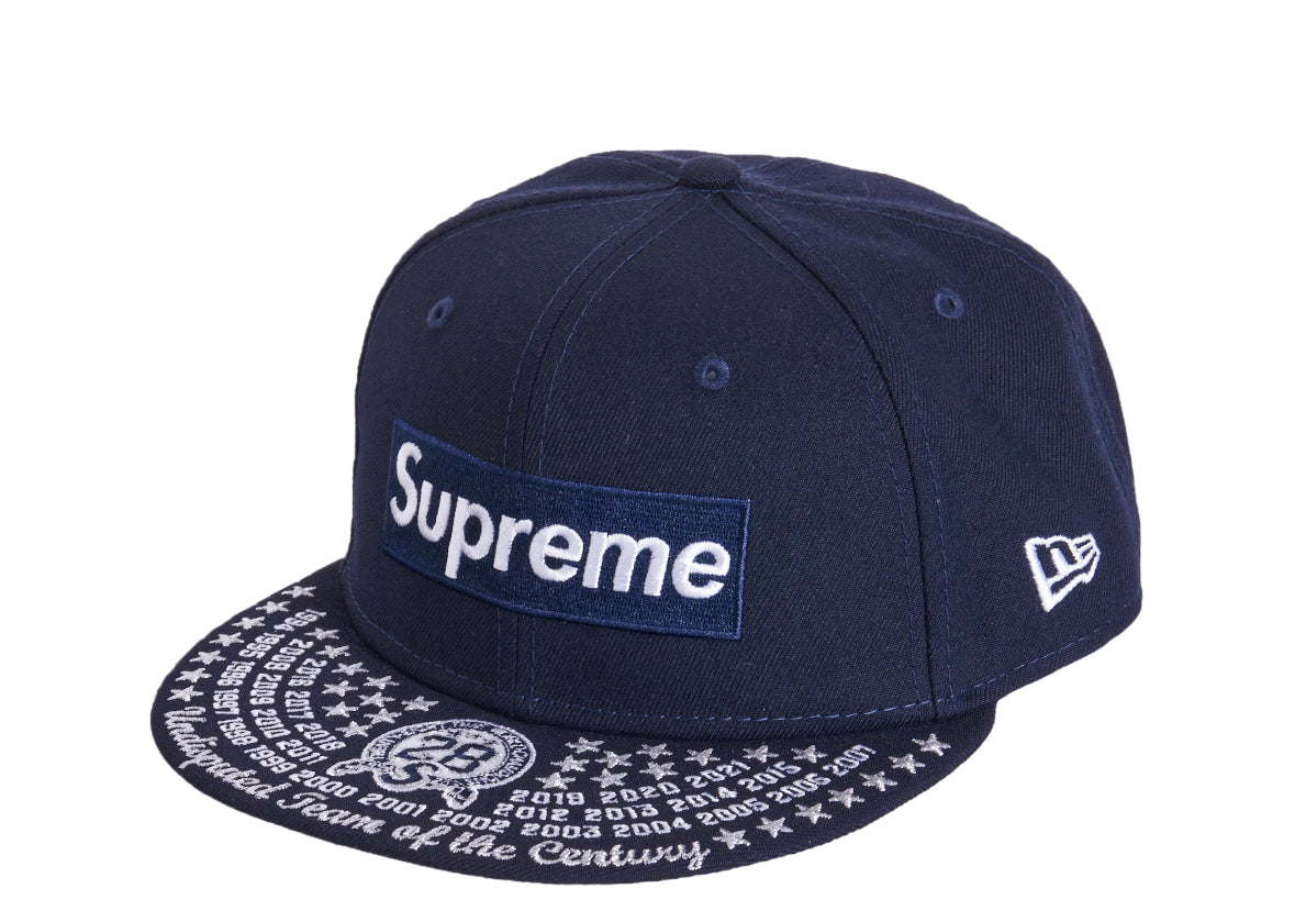Supreme Undisputed Box Log o Fitted Cap Navy
