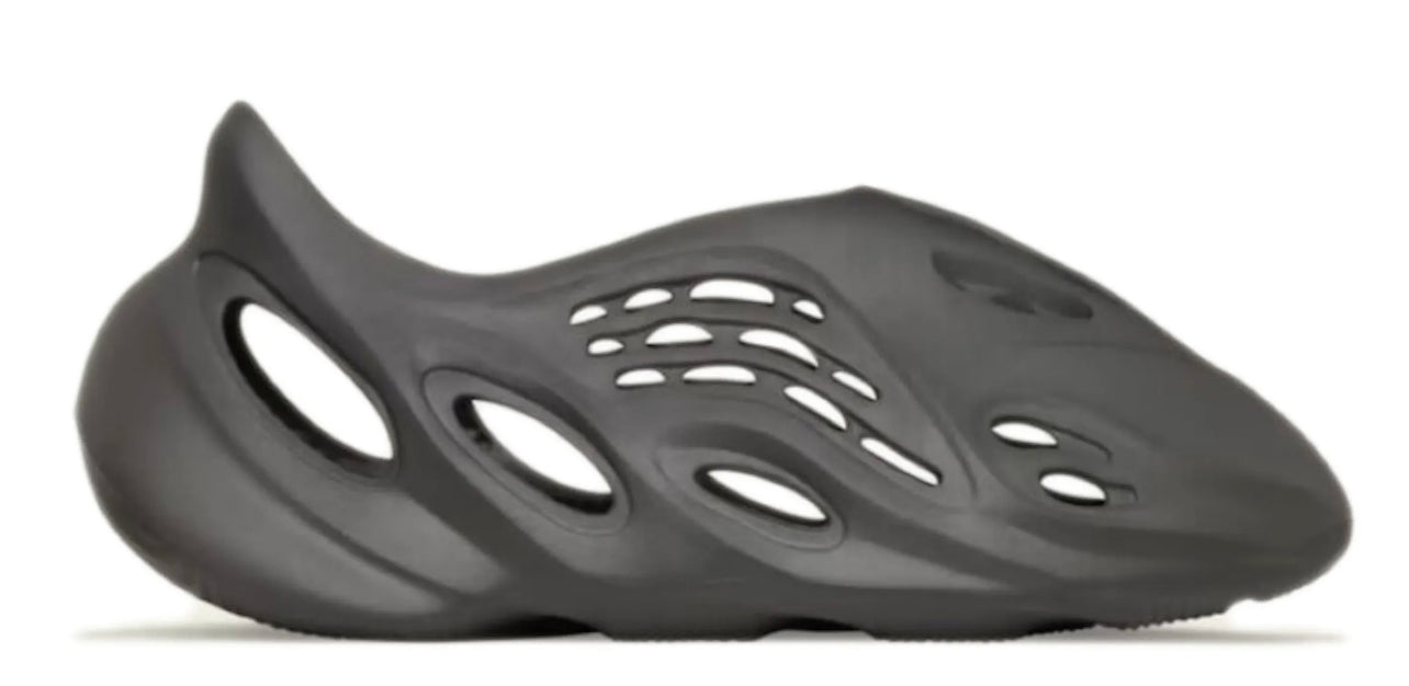 Carbon Yeezy Foam RNNR (GN STEALS)