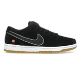 Nike SB Dunk Low Quartersnacks