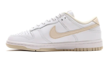 Pearl White Nike Dunk Low (W)