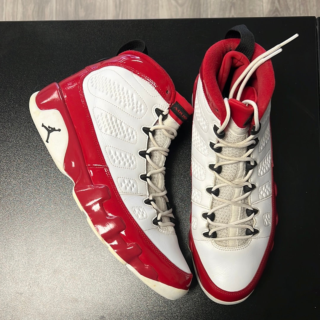 Gym Red Jordan 9 Retro (USED)