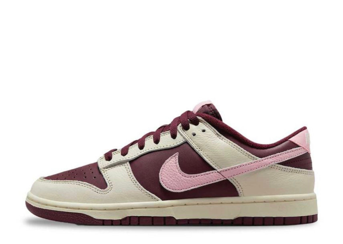 Nike Dunk Low Valentines (2023)
